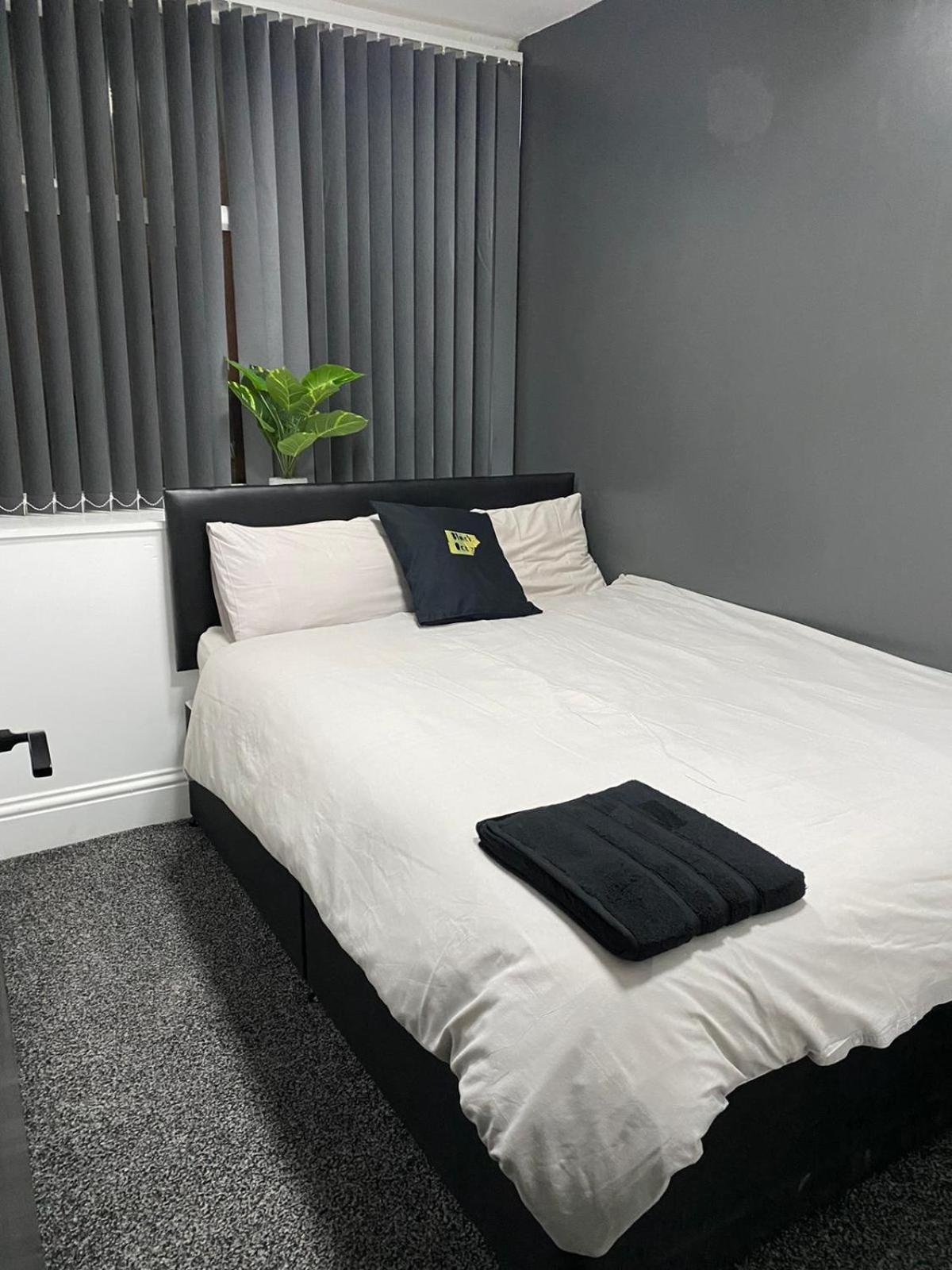Black Ocean Holiday Apartments Blackpool Dış mekan fotoğraf